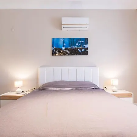 בית נופש Dazzling Home With Shared Pool Surrounded By Nature In Marmaris מוגלה